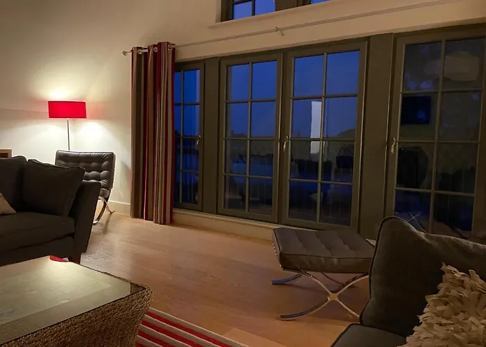 Lough Erne Fisherman\'S Cottage